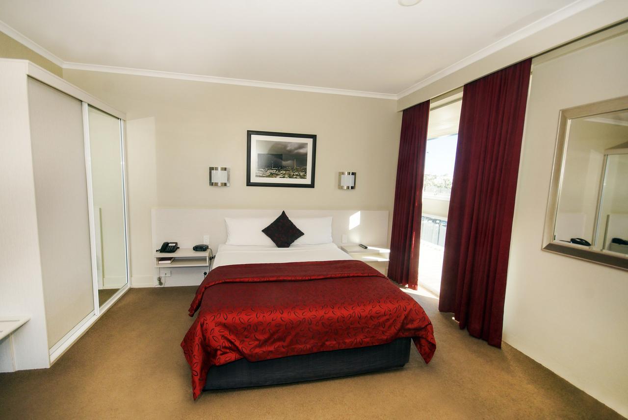 Isa Hotel Mount Isa Room photo